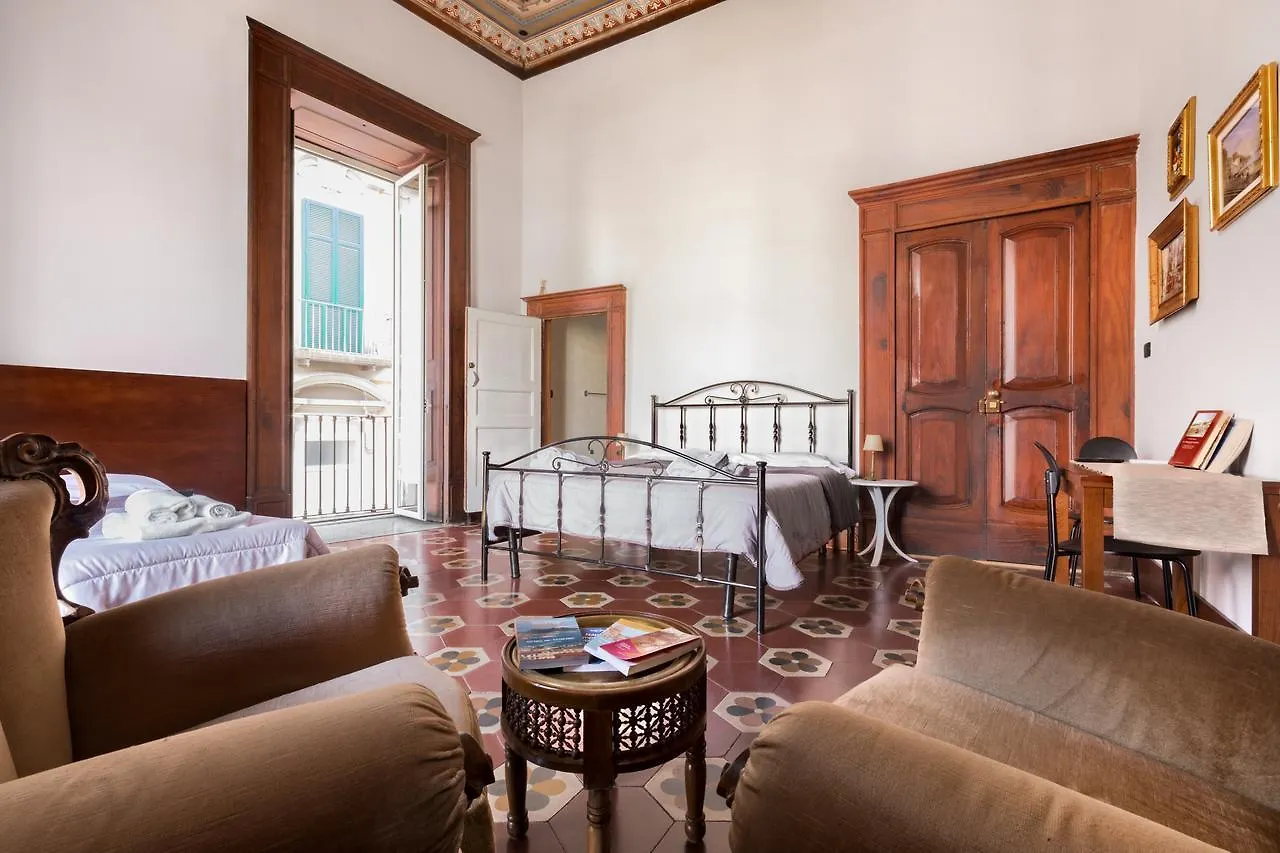 Opera Home Naples
