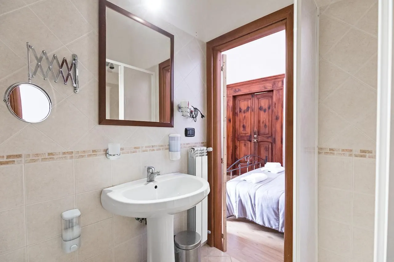 Bed & Breakfast Opera Home Naples