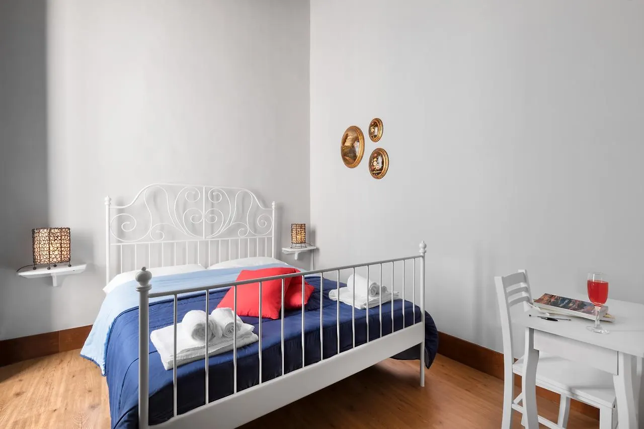 Nocleg ze śniadaniem Opera Home Neapol Włochy